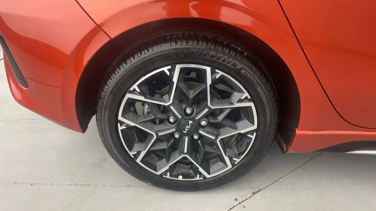 2024-kia-ceed-15-t-gdi-gt-line-138bhp-big-16