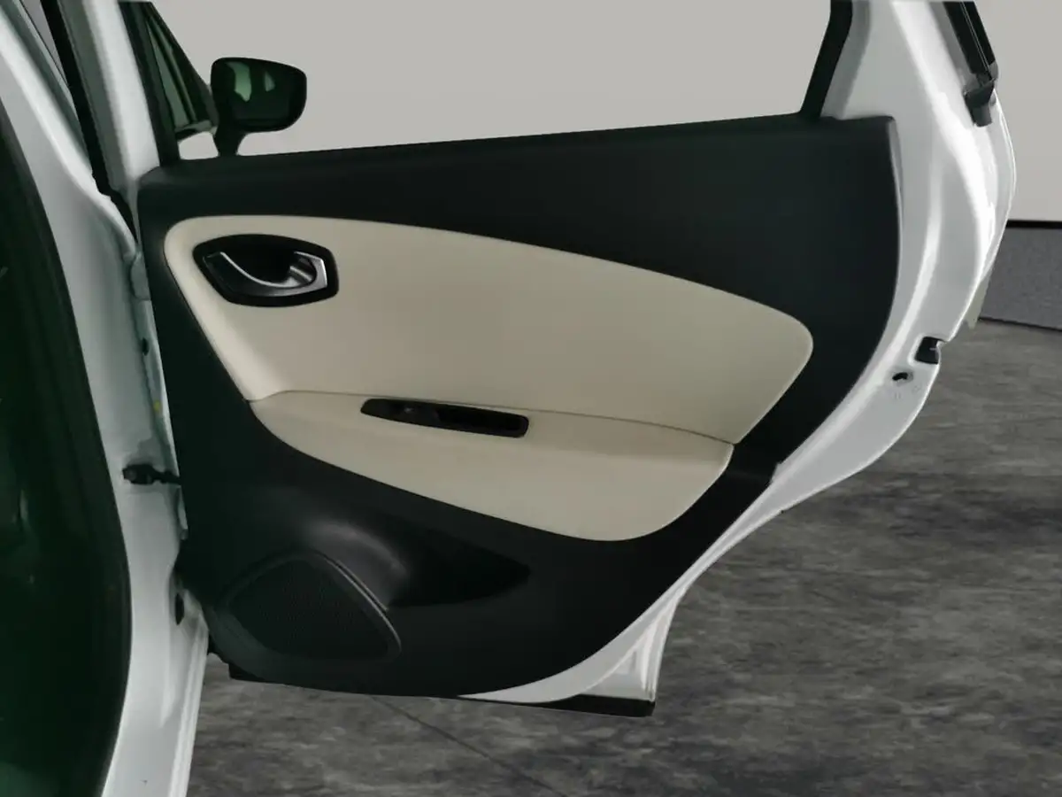 2019-renault-captur-09-tce-gt-line-big-35