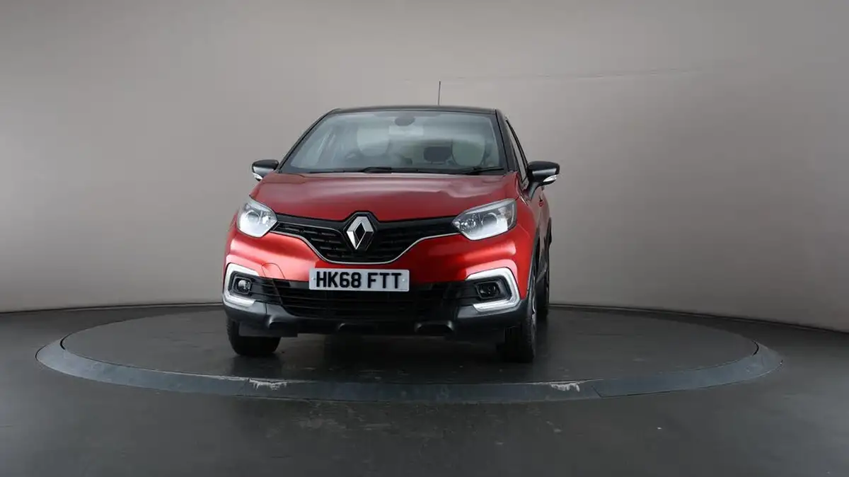 2019-renault-captur-09-tce-iconic-big-38