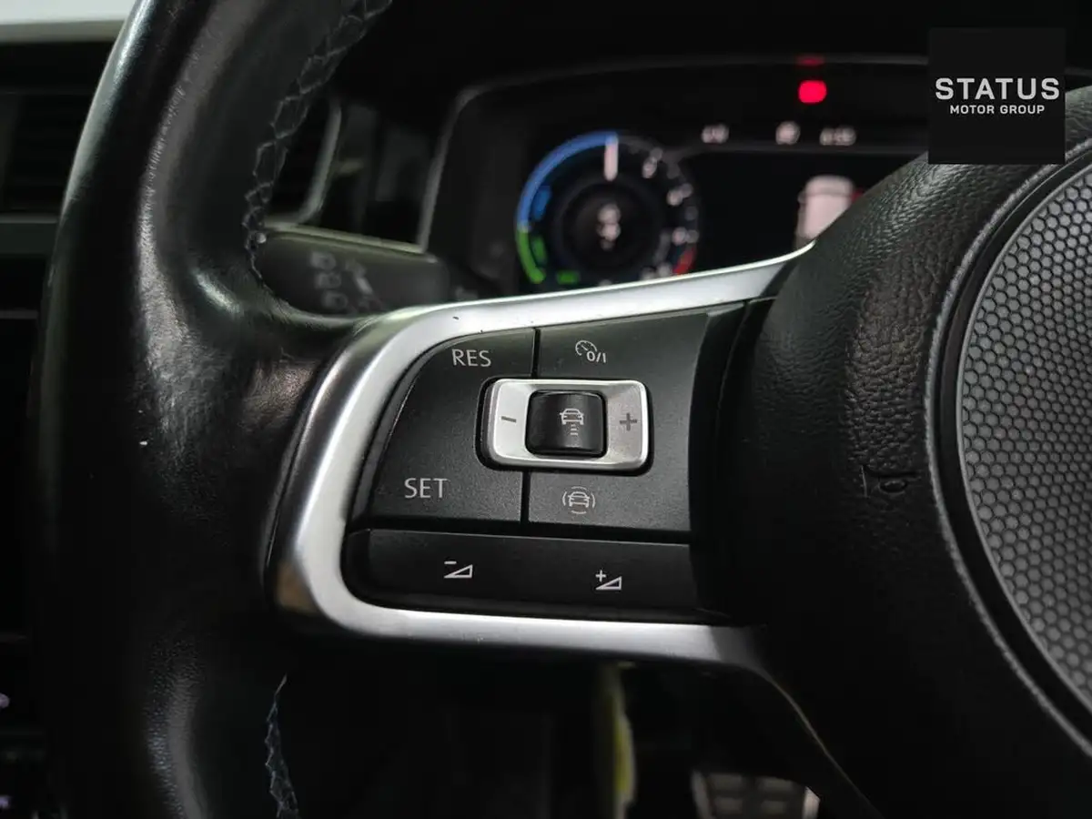2020-volkswagen-golf-14-tsi-gte-advance-big-16