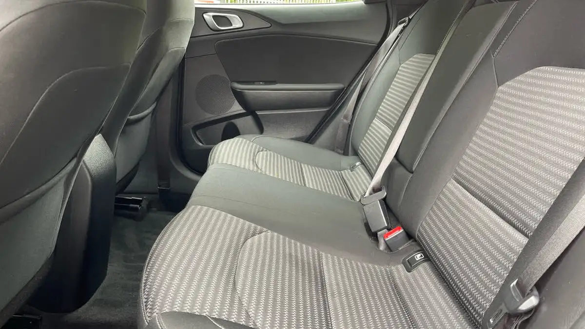 2022-kia-xceed-10-t-gdi-2-big-13