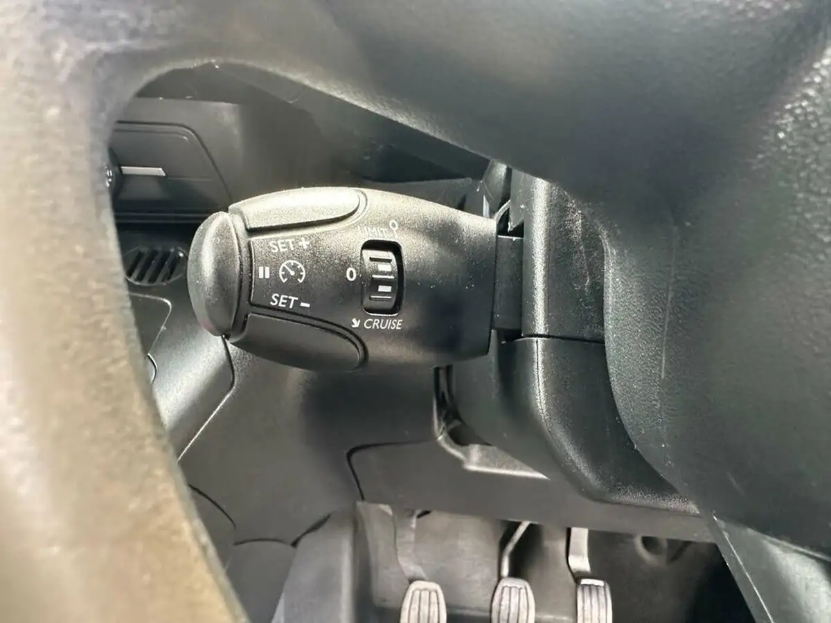 2019-citroen-berlingo-15bluehdi-1000-enterprise-100pseu6dt-e-panel-big-22