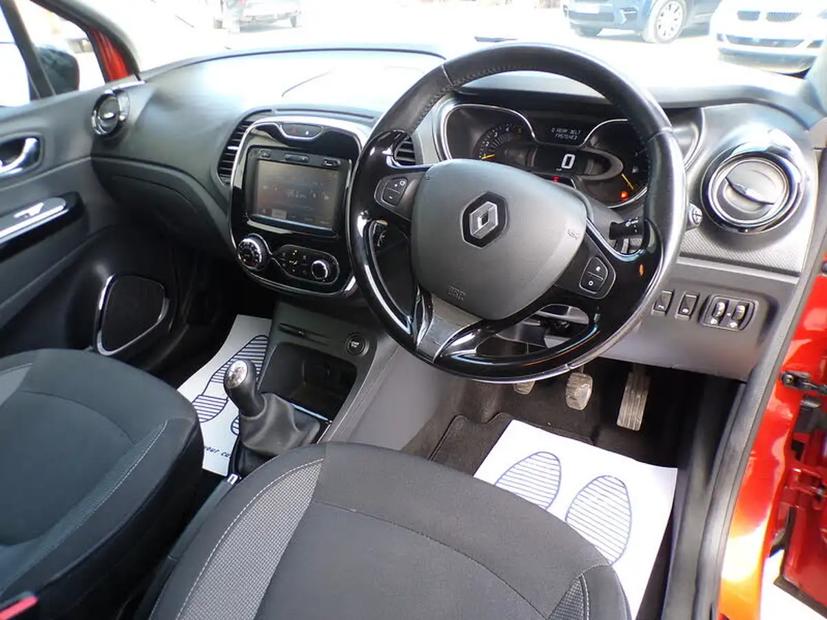 2015-renault-captur-15dci-dynamique-s-90bhp-energyss-big-11