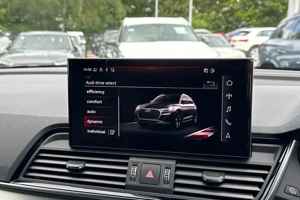 2022-audi-sq5-30tdi-station-wagon-big-30