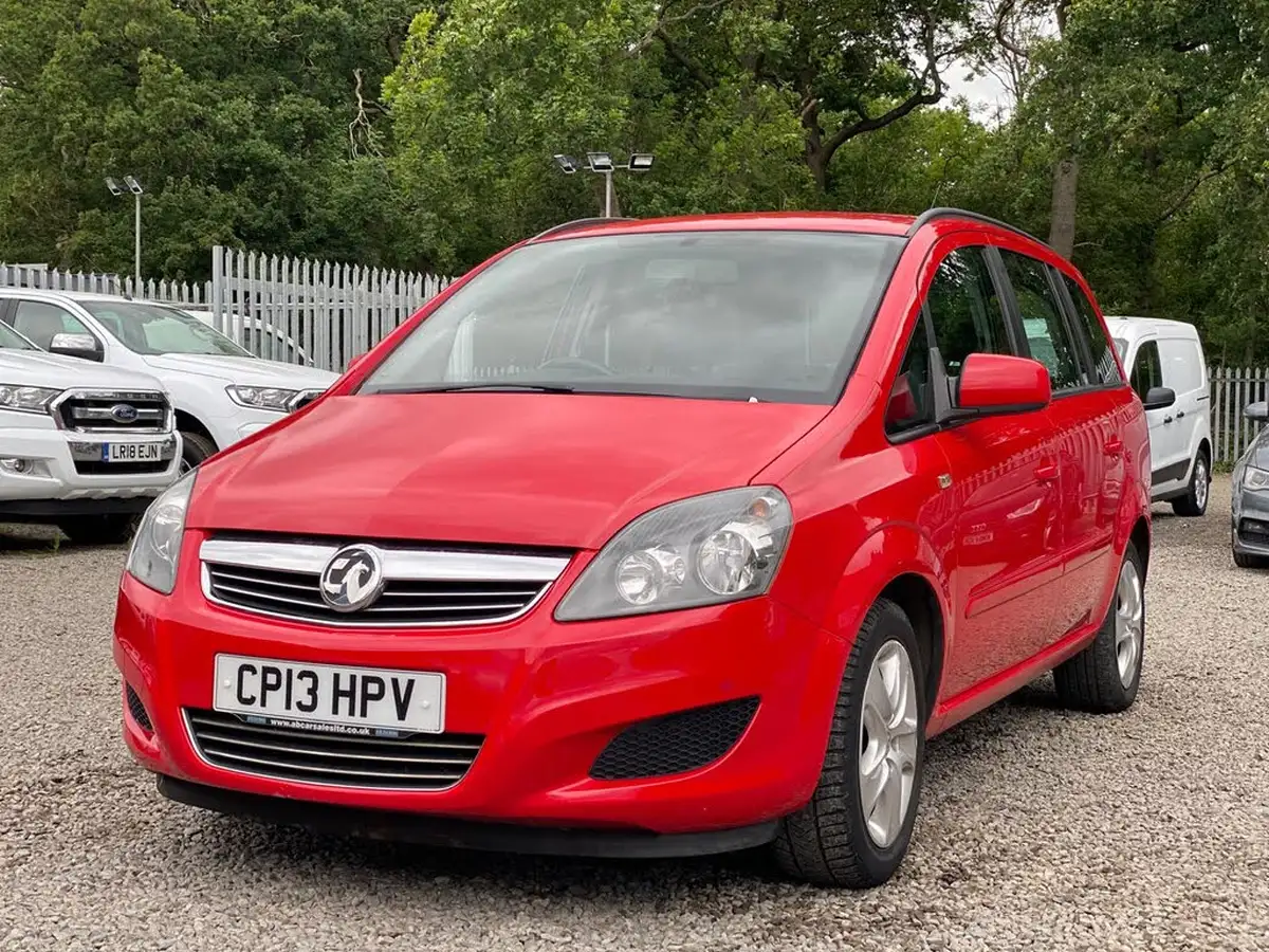 2013-vauxhall-zafira-16-exclusiv-big-3