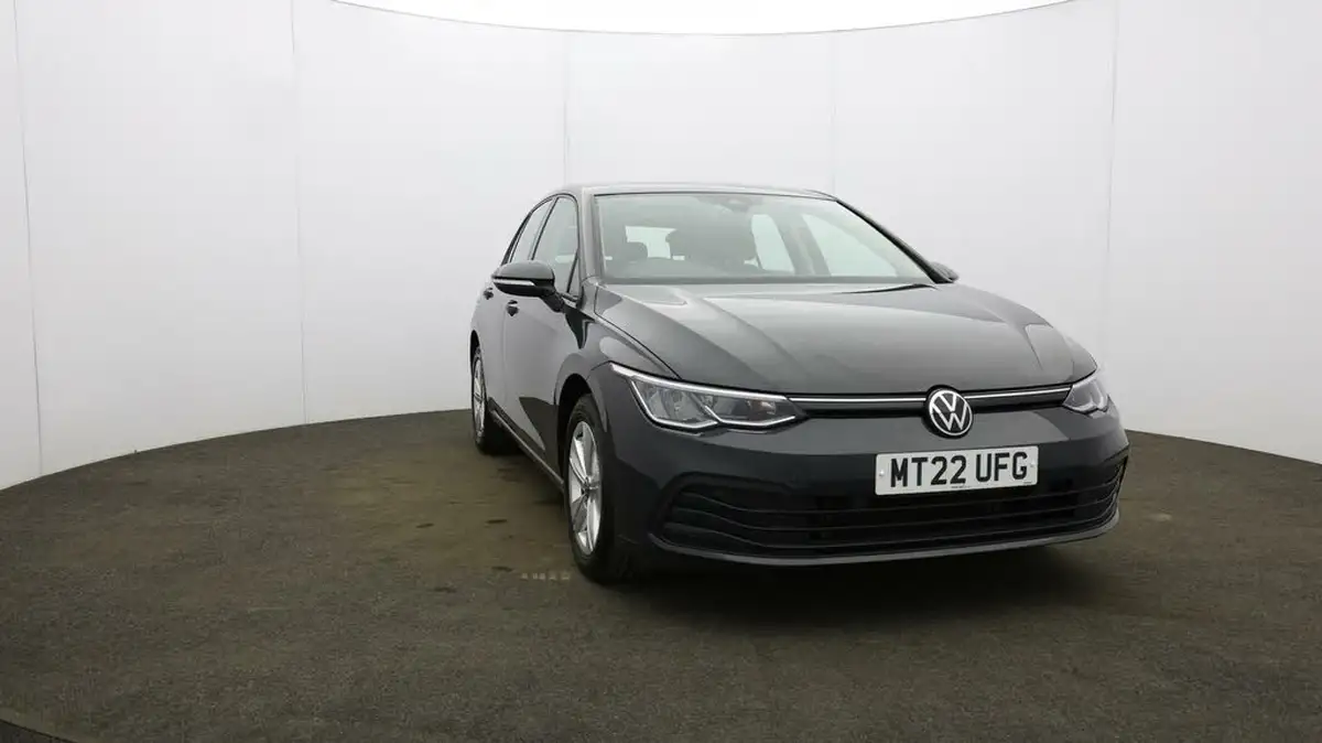2022-volkswagen-golf-15-tsi-life-130ps-hatchback-big-42