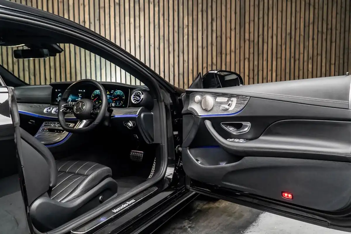 2022-mercedes-benz-e-class-30d-e400d-amg-line-night-edition-premium-plus-330ps-coupe-big-30