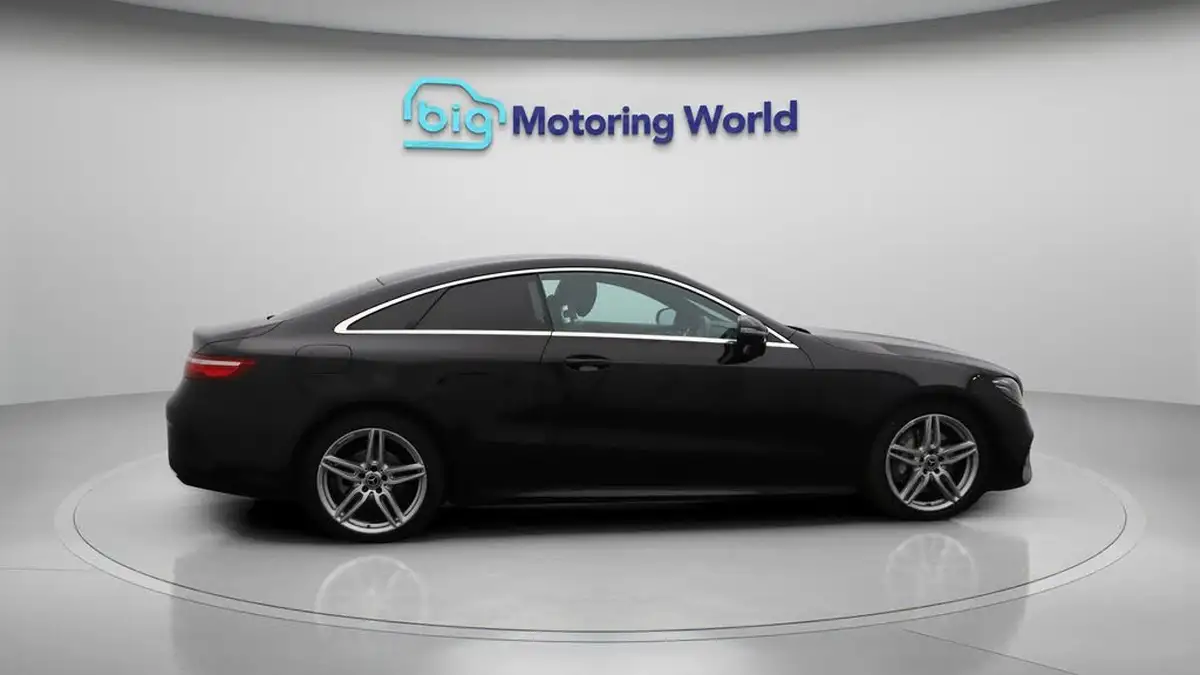 2020-mercedes-benz-e-class-20-e300-amg-line-premiumss-coupe-big-8