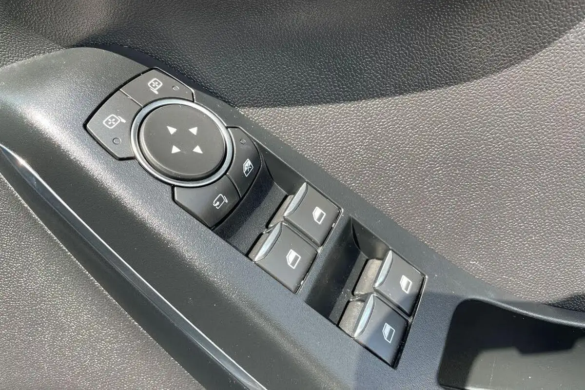 2021-ford-fiesta-10t-st-line-x-edition-125ps-hybrid-mhev-5d-big-19