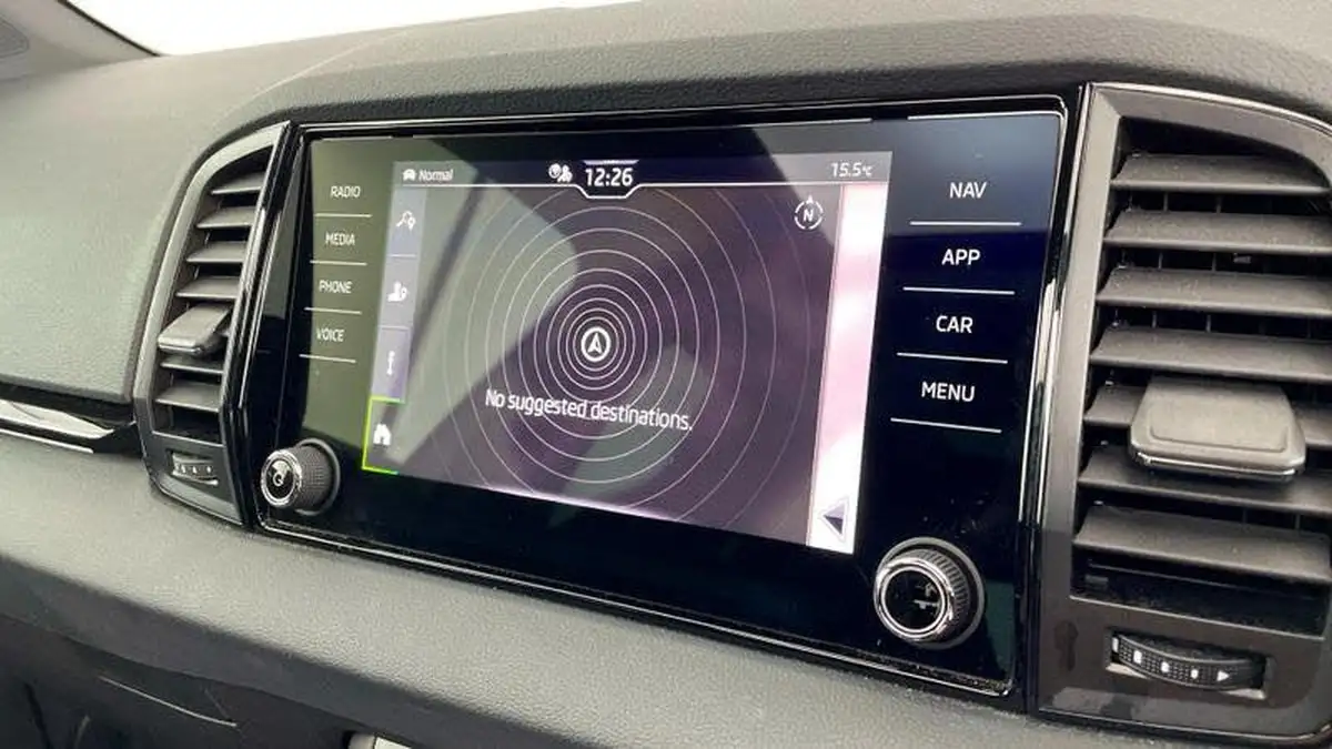 2023-skoda-karoq-15-tsi-sportline-dsg-big-15