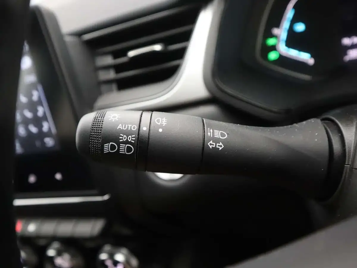 2023-renault-captur-16-techno-145ps-full-big-31