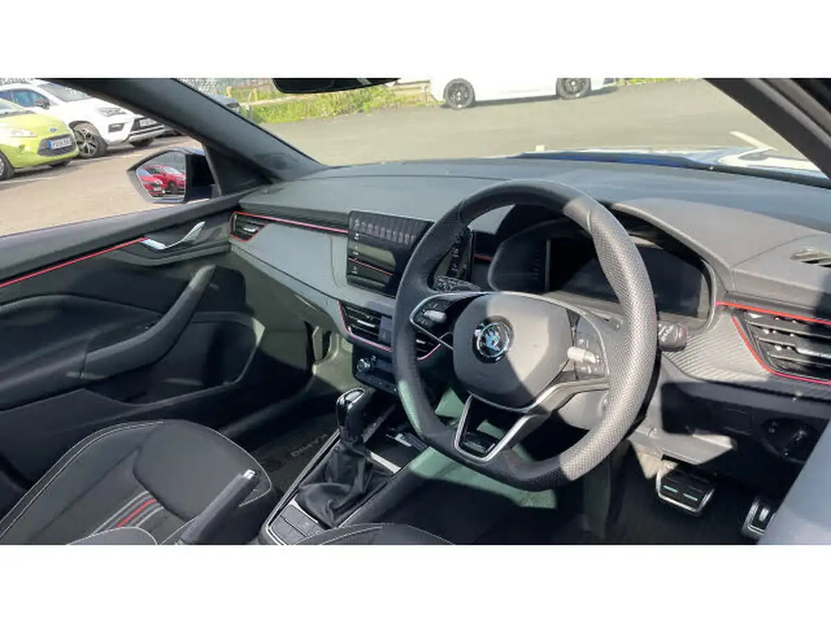 2025-skoda-kamiq-10-tsi-monte-carlo-116ps-dsg-big-5