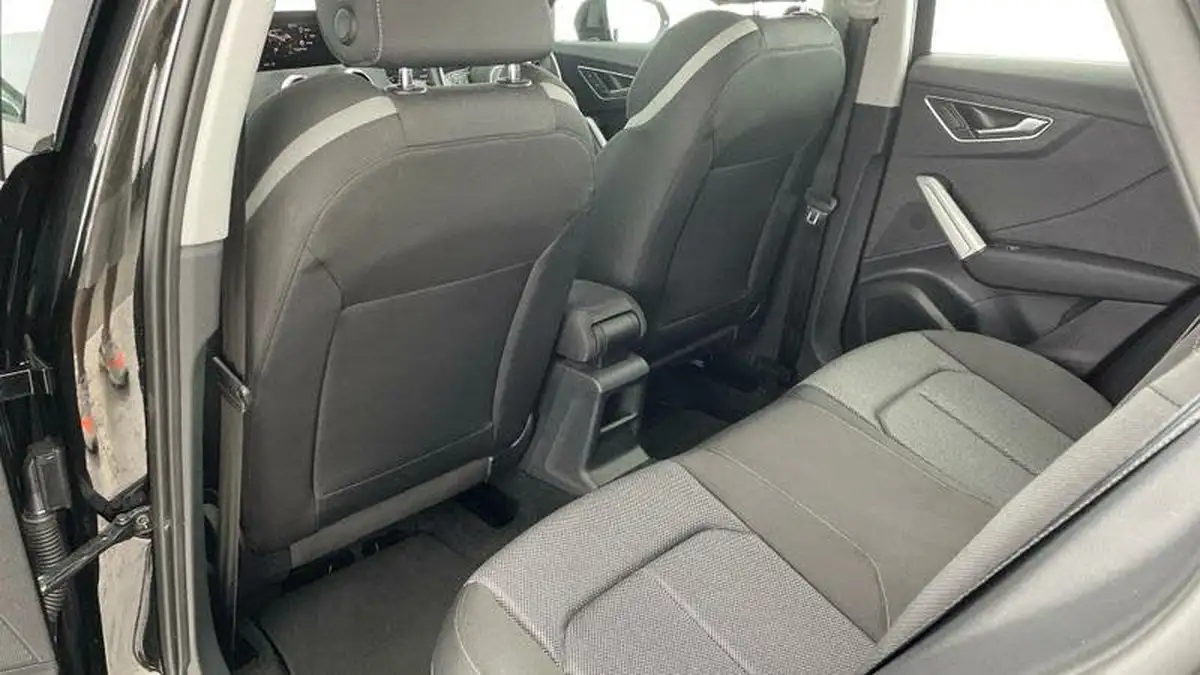2022-audi-q2-10-30-tfsi-sport-big-34