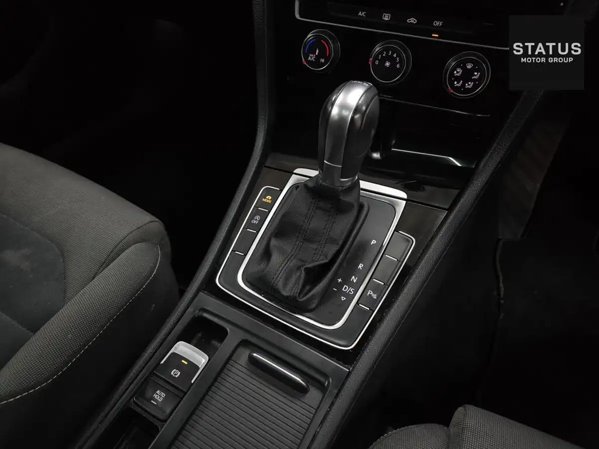2016-volkswagen-golf-20tdi-gt-hatchback-5d-dsg-big-19