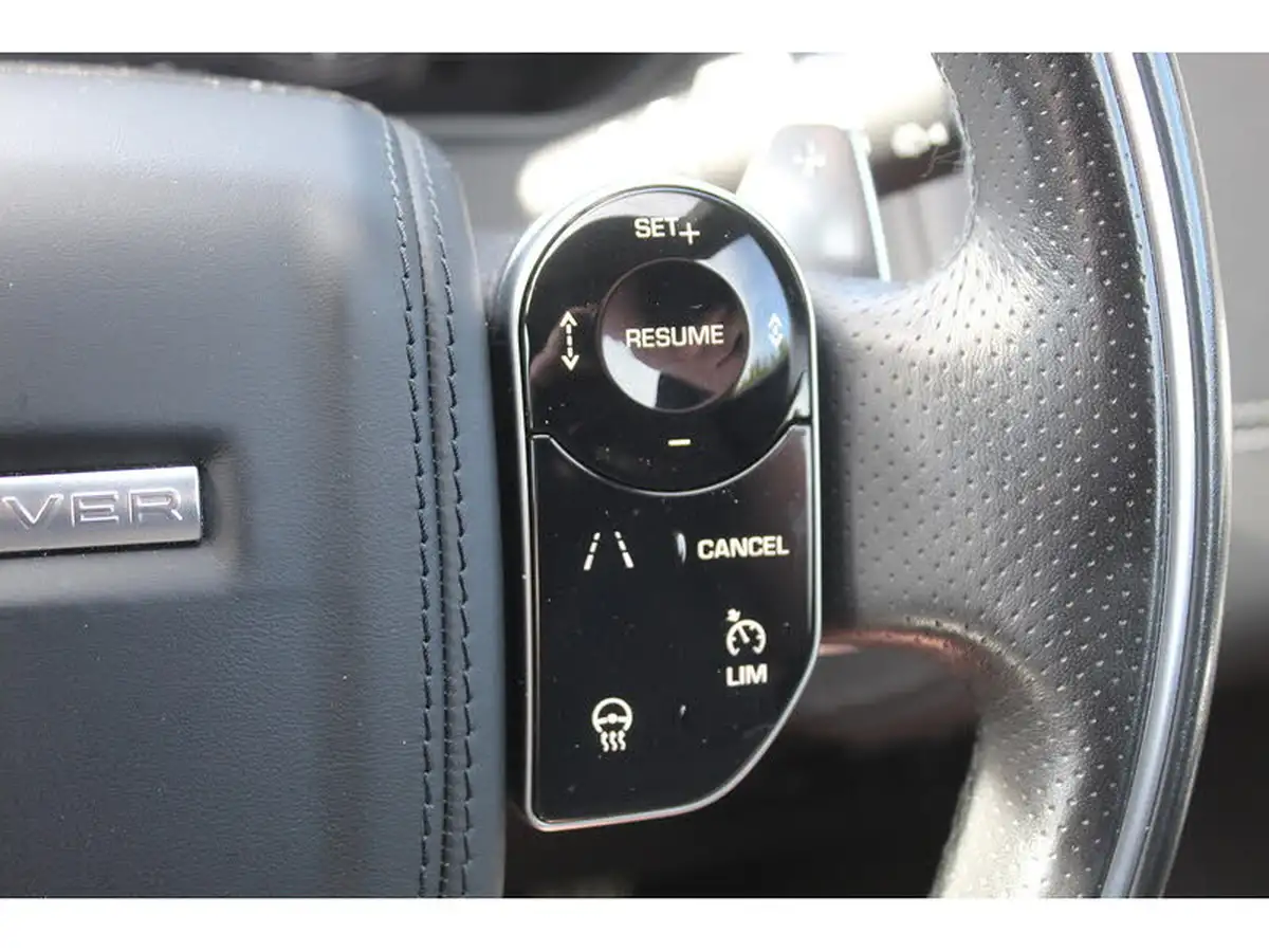 2018-land-rover-range-rover-velar-30-d300-r-dynamic-hse-ss-big-25
