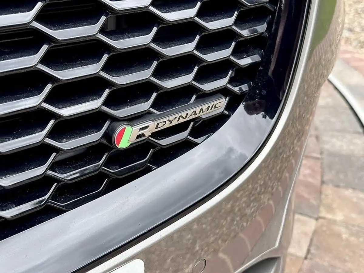 2019-jaguar-e-pace-20-i4d-r-dynamic-hse-180ps-big-3