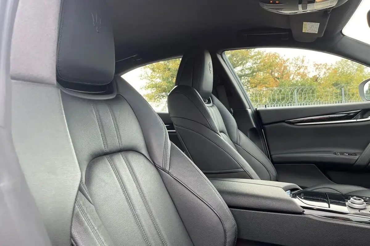 2022-maserati-ghibli-20-gt-1995cc-big-8