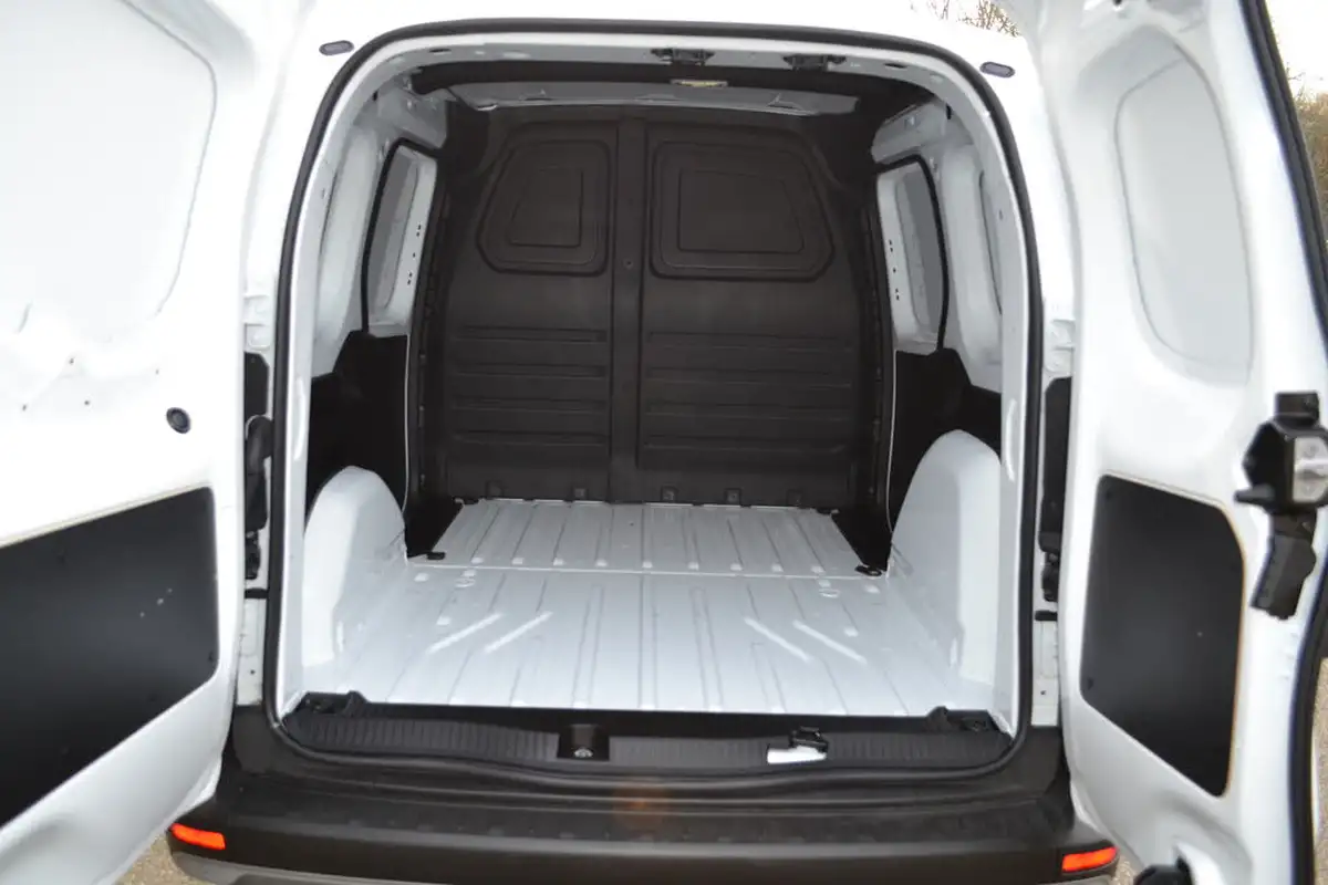 2023-nissan-townstar-13-tce-l1-acenta-big-21