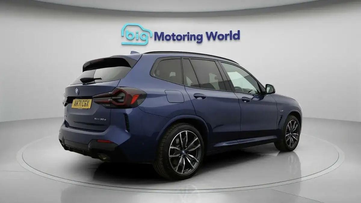 2021-bmw-x3-20-xdrive-30e-m-sport-big-7