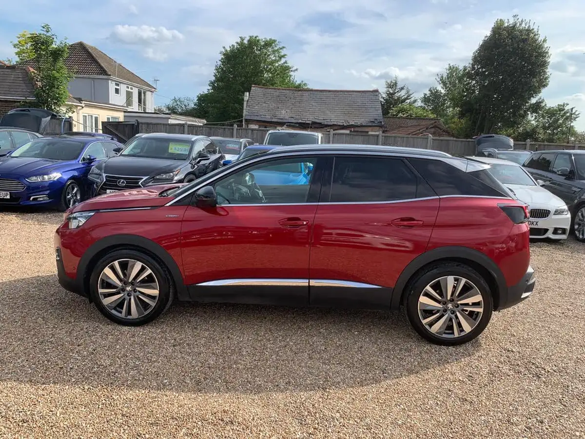 2018-peugeot-3008-suv-16-thp-gt-line-premium-big-3
