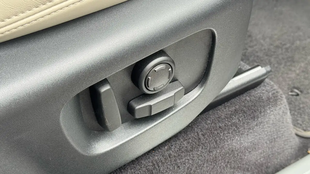 2021-land-rover-range-rover-sport-20-p400e-hse-silver-big-22