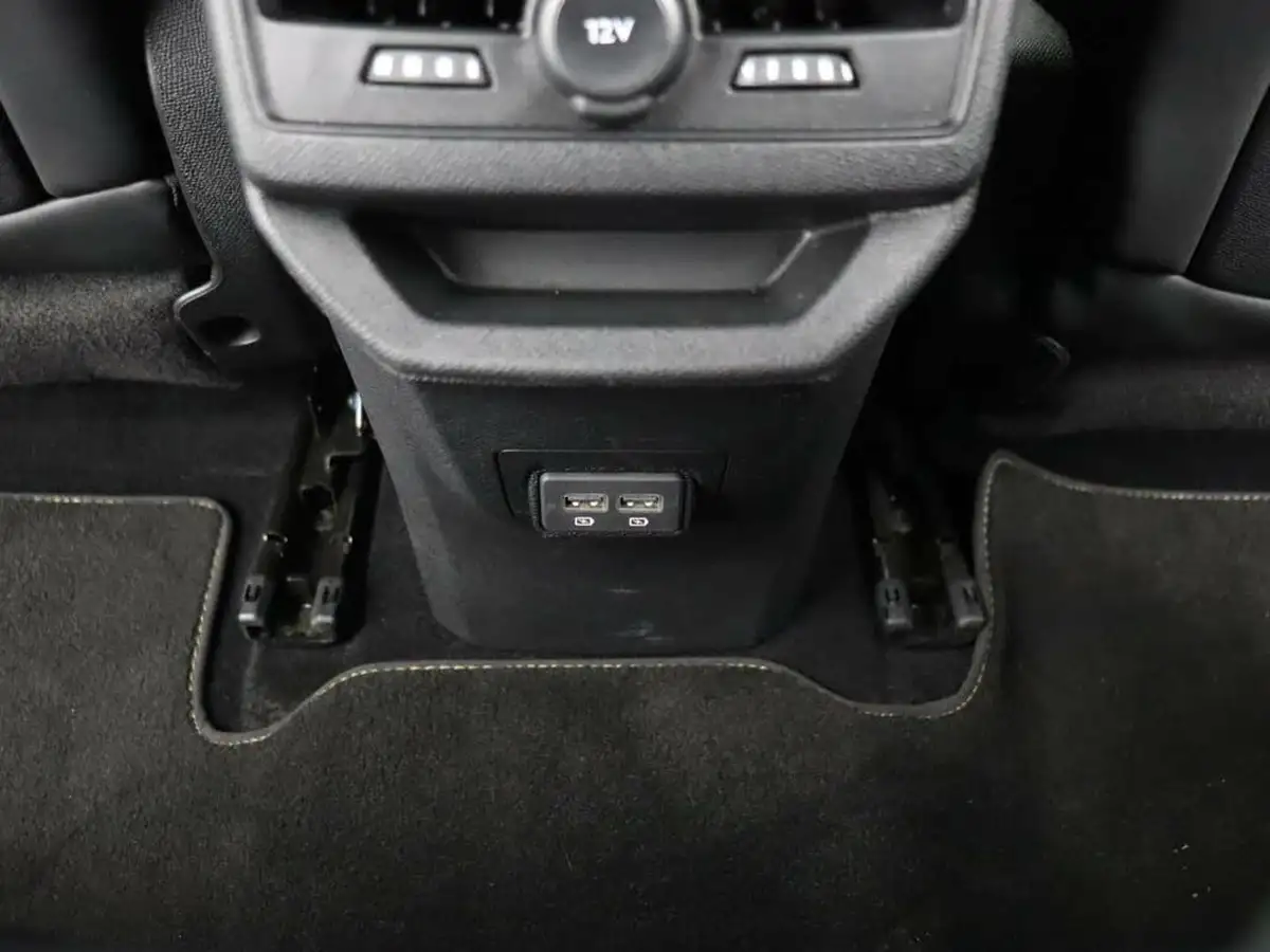 2021-peugeot-3008-suv-15-bluehdi-gt-big-32