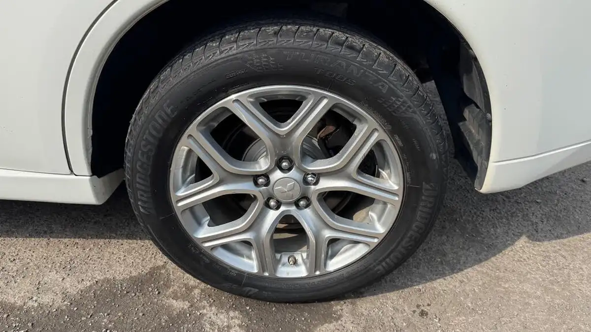 2015-mitsubishi-outlander-20-gx3h-phev-5st-big-42