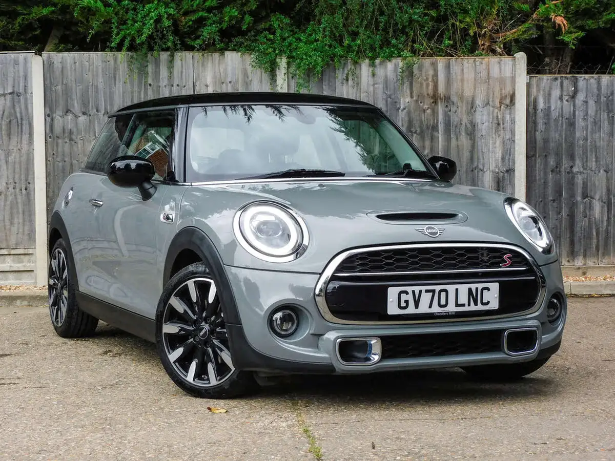 2020-mini-cooper-20-cooper-s-exclusive-189bhp-hatchback-3d-auto-big-0
