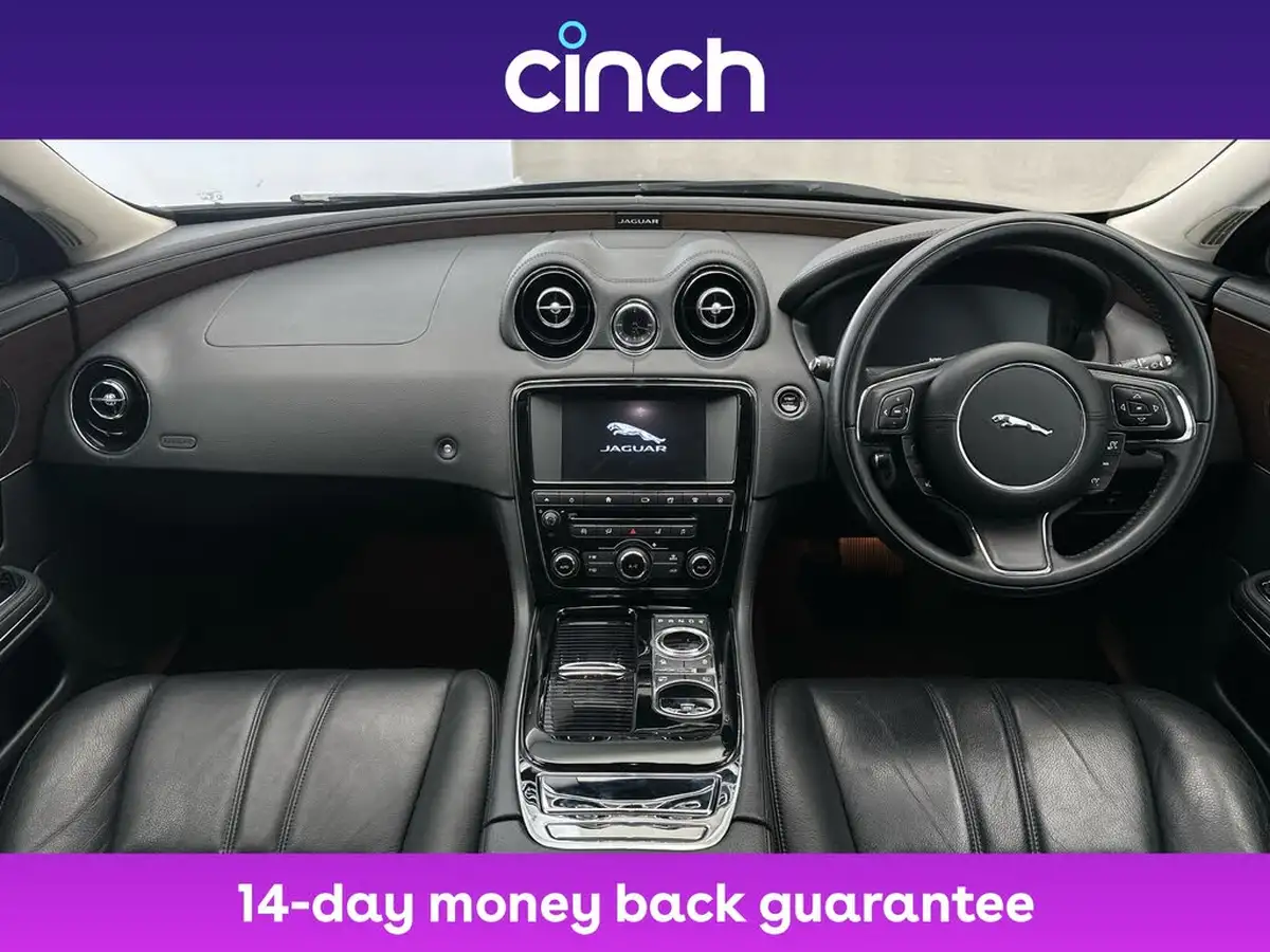 2017-jaguar-xj-series-30td-xj-luxury-30tdv6-296bhp-swb-big-14