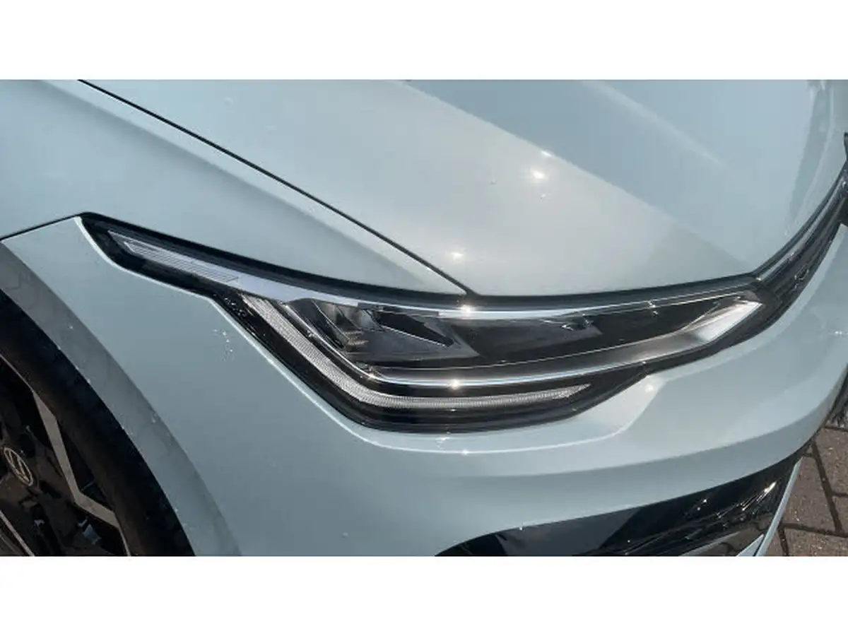 2025-volkswagen-golf-15-tsi-r-line-hatchback-big-35