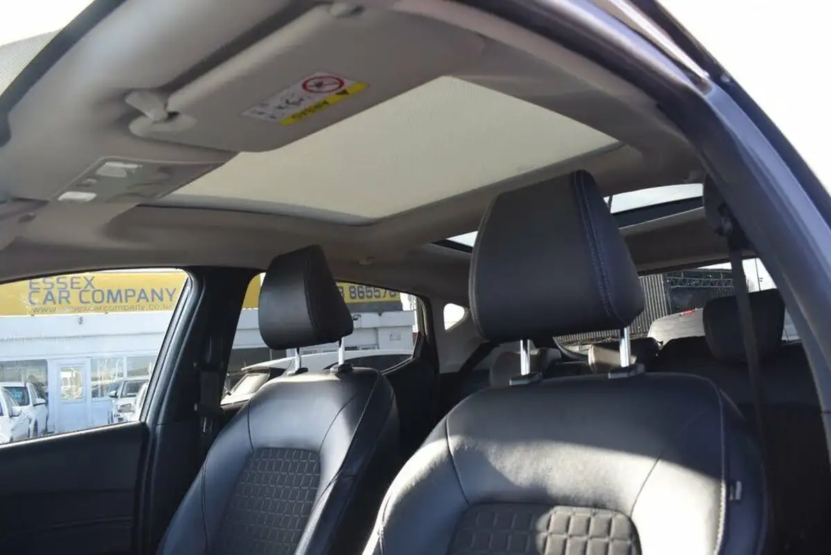 2019-ford-fiesta-10t-active-x-125ps-big-16