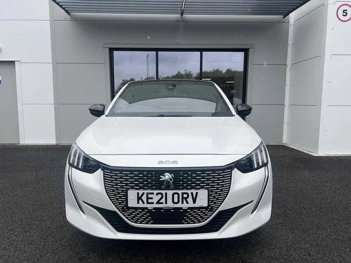 2021-peugeot-208-e-gt-50kwh-big-2