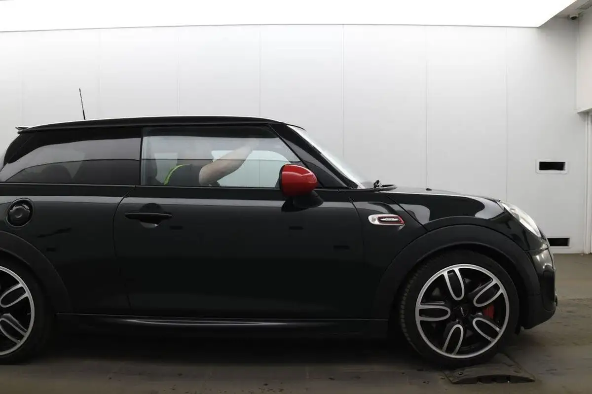 2017-mini-cooper-20-john-cooper-works-ss-hatchback-3d-auto-big-5