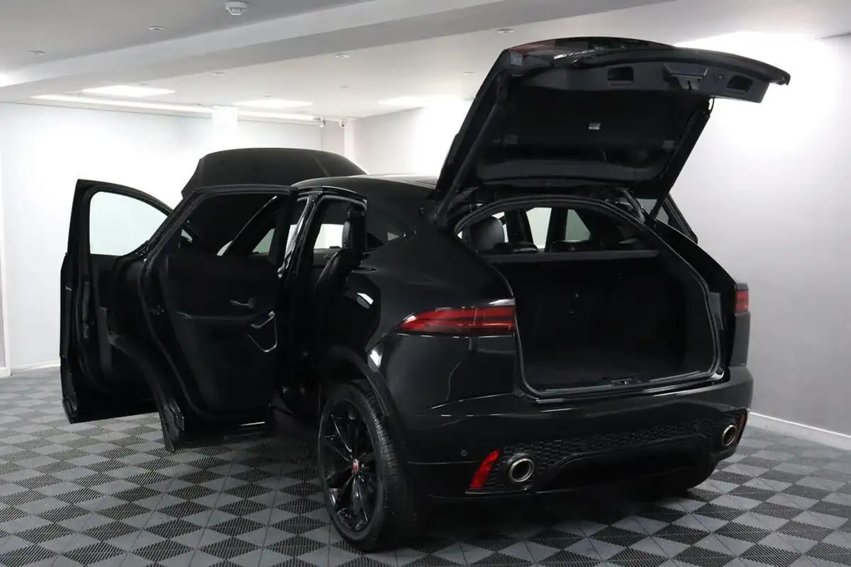 2019-jaguar-e-pace-20-i4d-r-dynamic-hse-180ps-big-20
