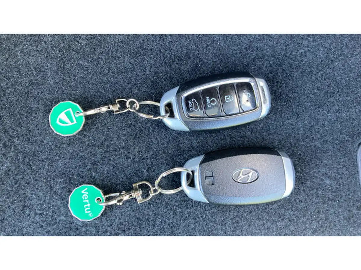 2022-hyundai-kona-e-premium-204ps-64kwh-7kw-obc-big-19