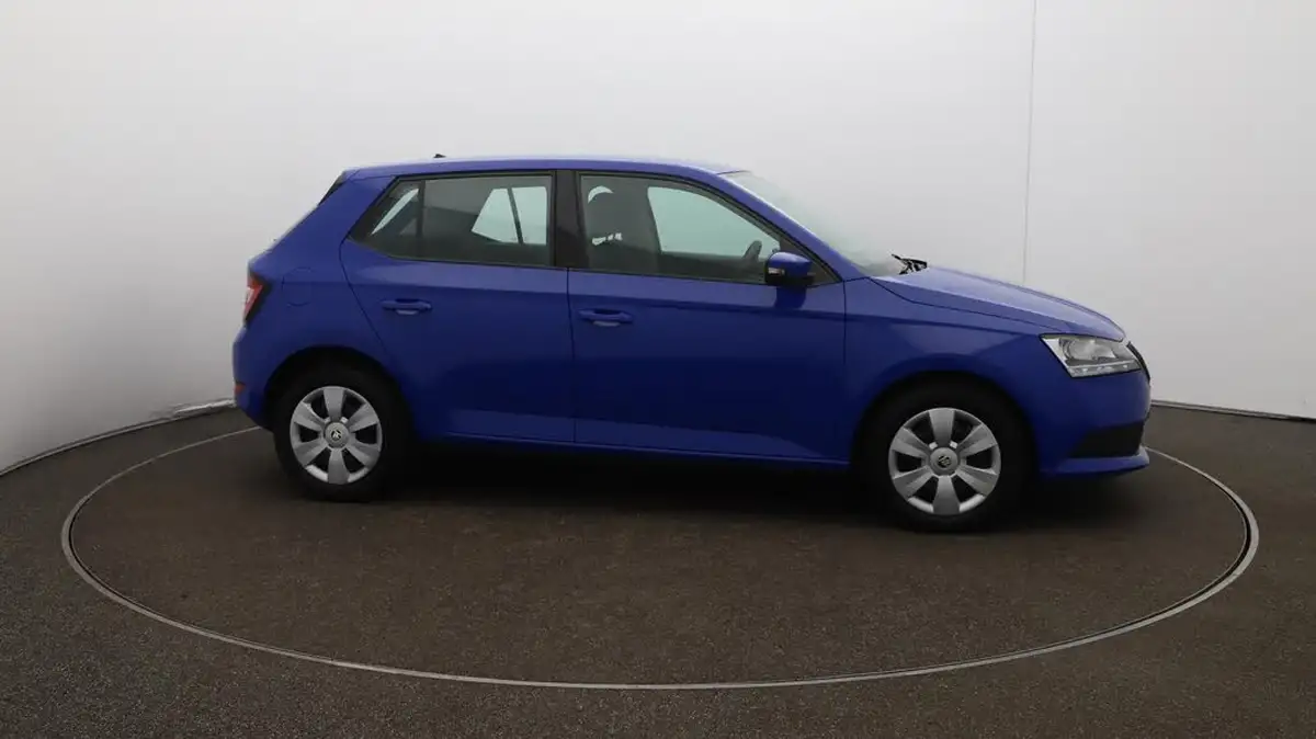 2021-skoda-fabia-10-tsi-95ps-hatchback-dsg-big-44