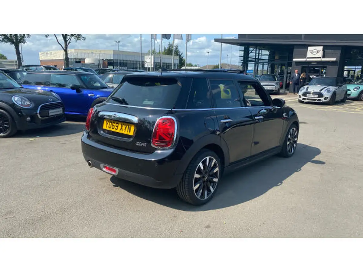 2019-mini-cooper-15-cooper-exclusive-134bhp-hatchback-5d-auto-big-30