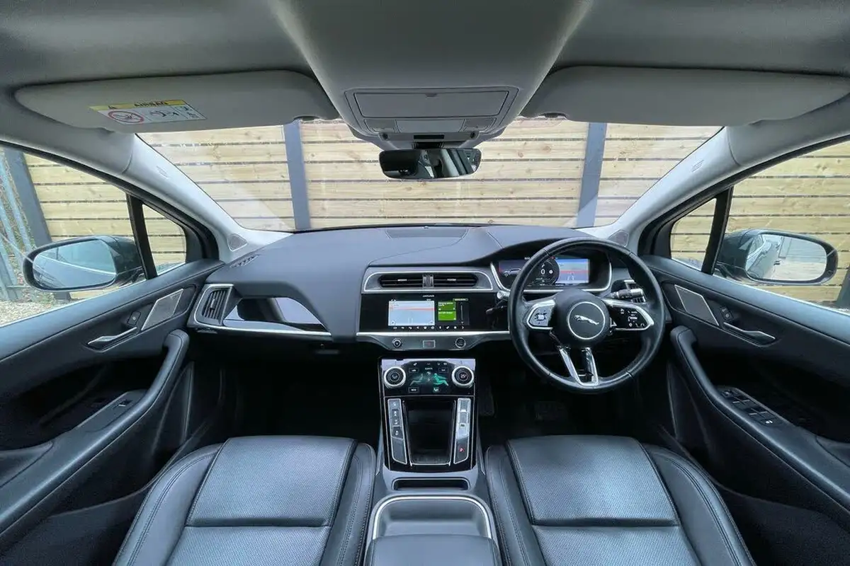 2020-jaguar-i-pace-ev400-s-big-2