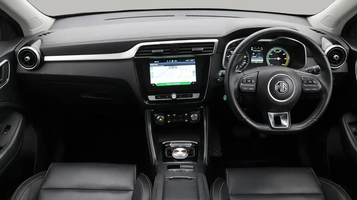 2020-mg-zs-suv-e-exclusive-ev-big-13