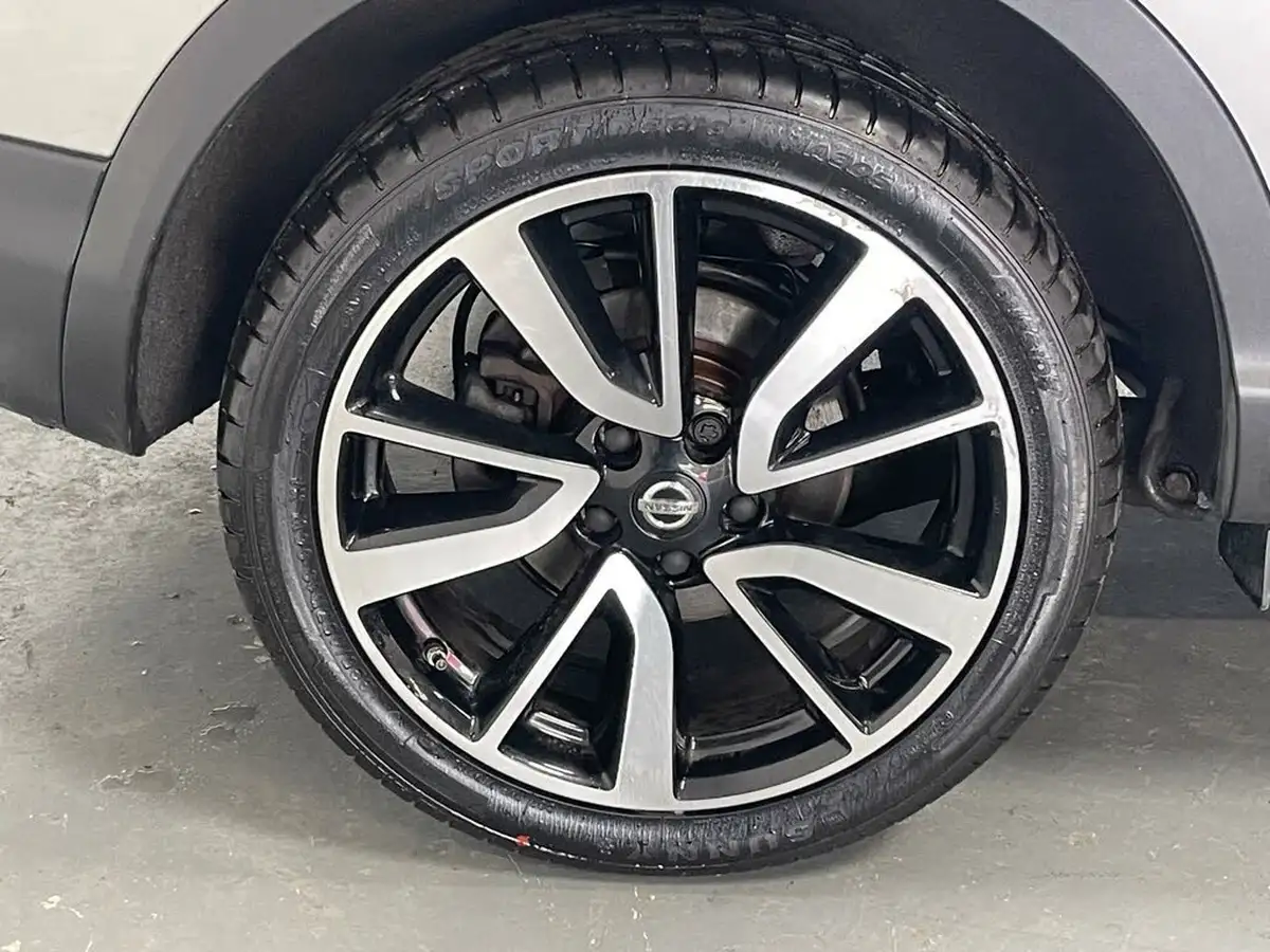 2016-nissan-qashqai-16dci-tekna-xtronic-cvt-big-28