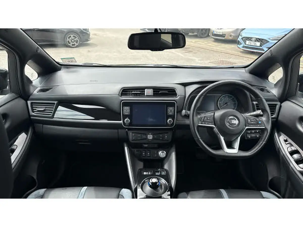 2022-nissan-leaf-e-tekna-big-9