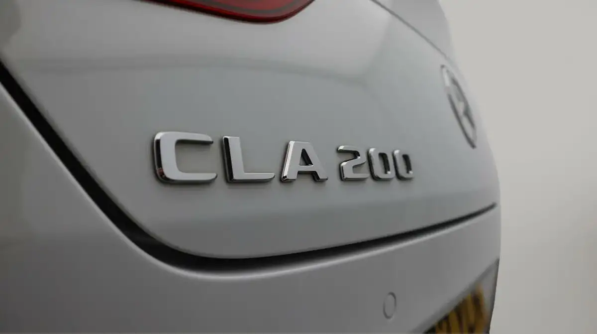 2022-mercedes-benz-cla-13-cla-200-amg-line-coupe-4d-big-21