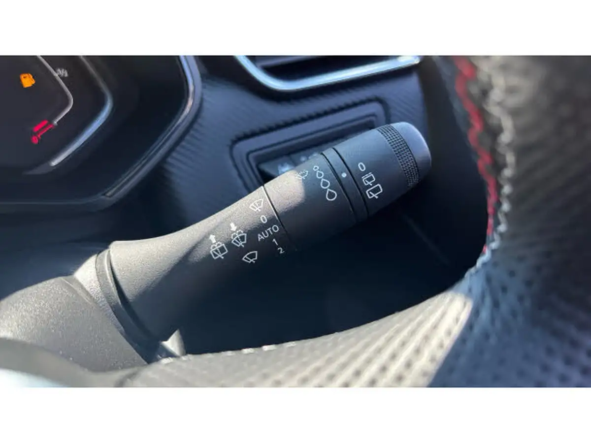 2022-renault-clio-10-tce-rs-line-rs-line-big-26