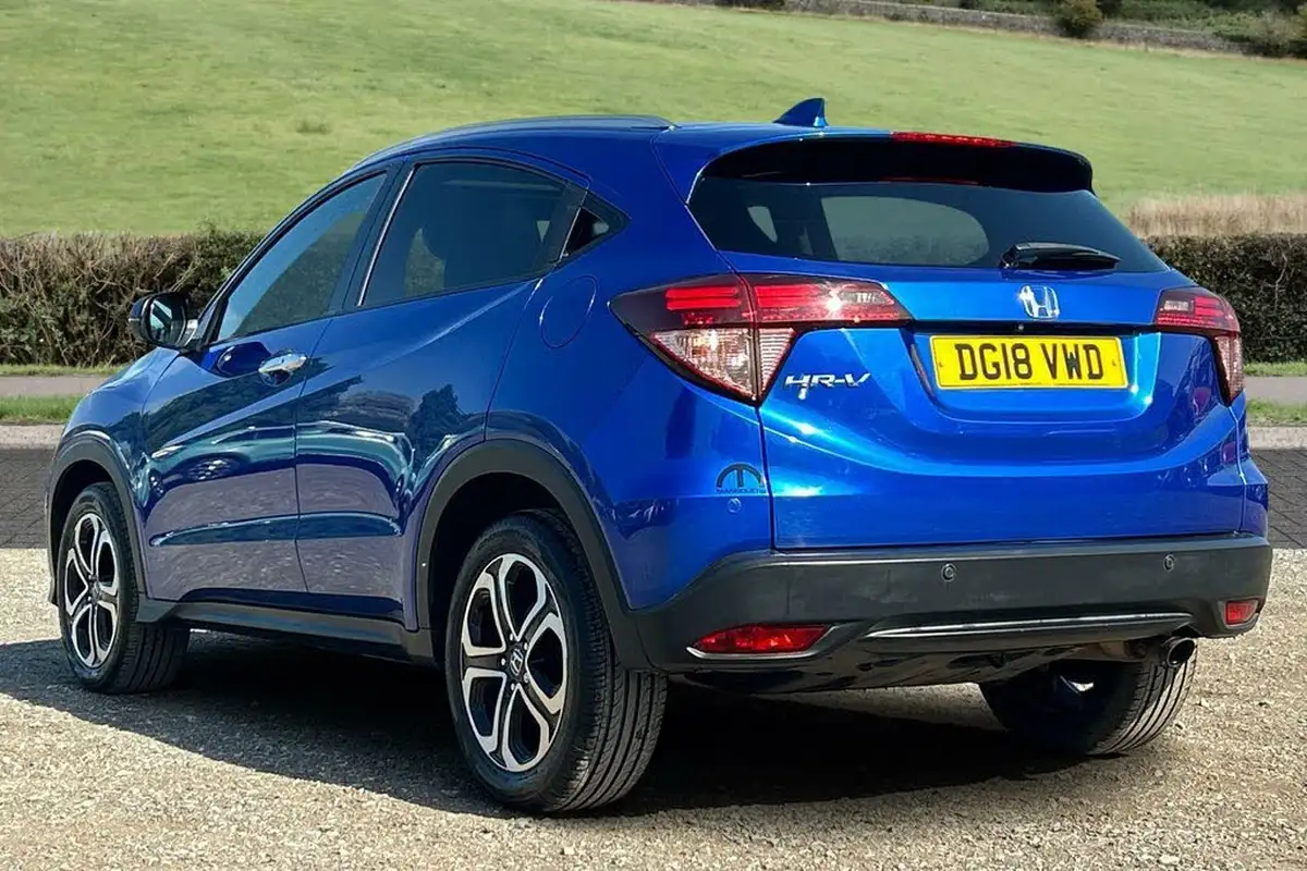 2018-honda-hr-v-15-i-vtec-ex-big-2