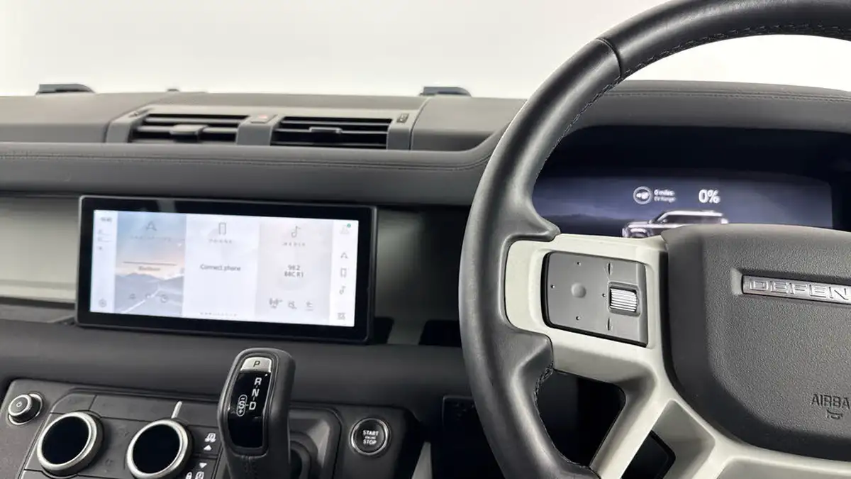 2022-land-rover-110-defender-20-p400e-x-dynamic-s-big-11