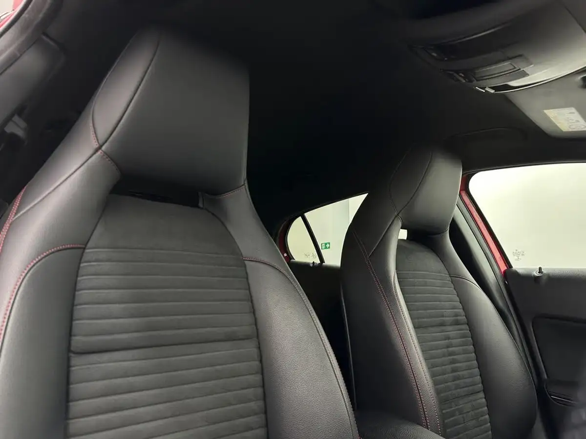 2018-mercedes-benz-gla-class-16-gla-200-amg-line-156ps-executive-7g-dct-big-30