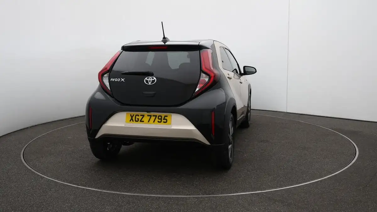 2022-toyota-aygo-x-10-vvt-i-edge-cvt-big-53