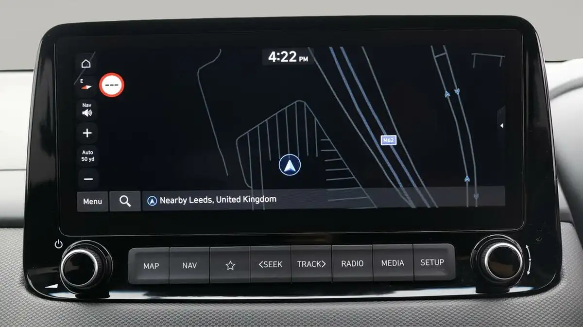 2023-hyundai-kona-16-gdi-premium-big-11
