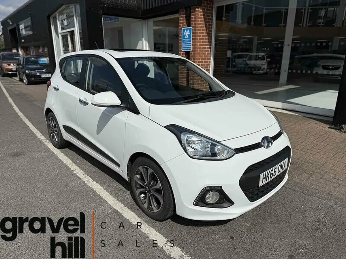 2016-hyundai-i10-12-premium-se-big-0