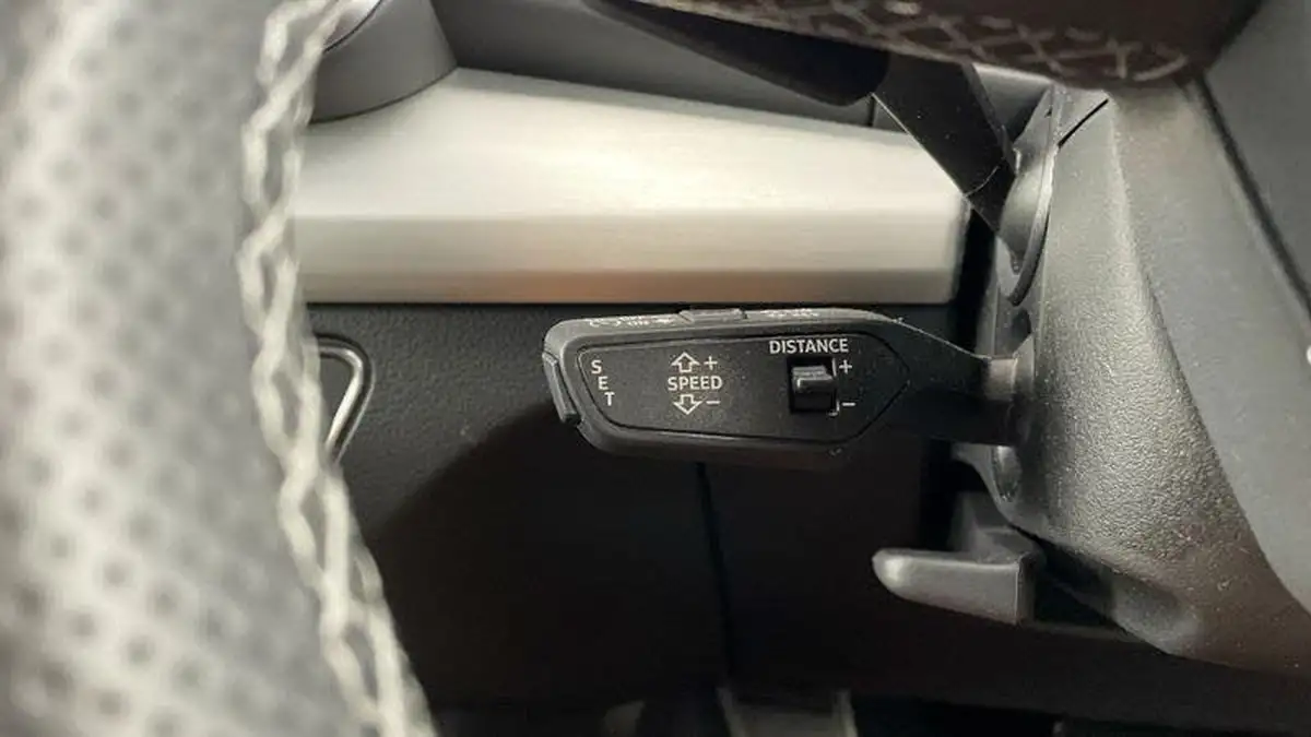 2023-audi-q5-20-45-tfsi-s-line-station-wagon-big-6